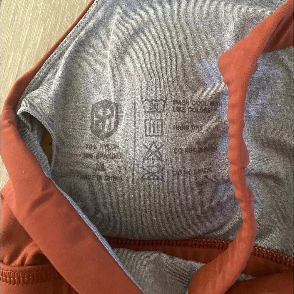 Born Primitive‎ Sports Bras XL